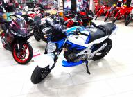 SUZUKI GLADIUS 650